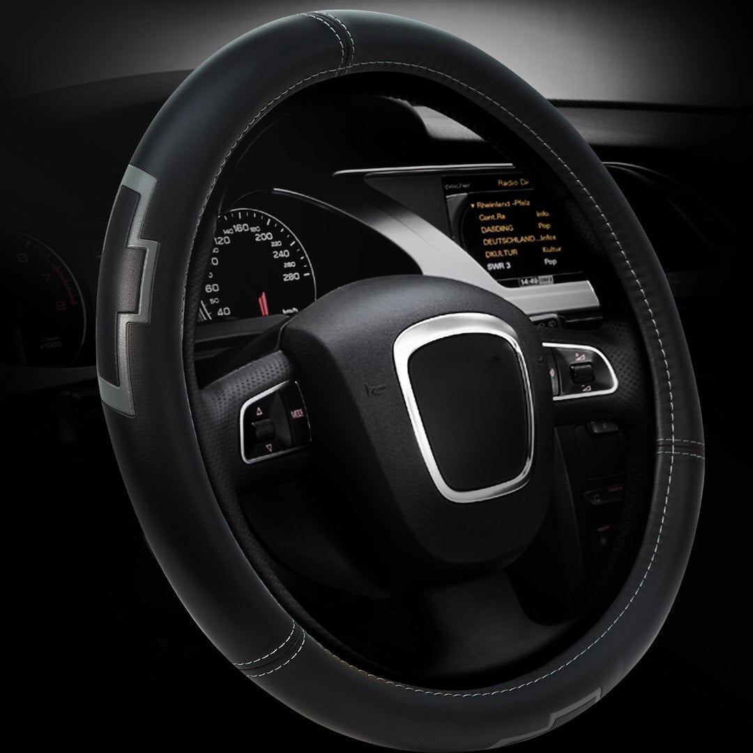 Plasticolor 006788R01 Chevrolet Leather Deluxe Steering Cover