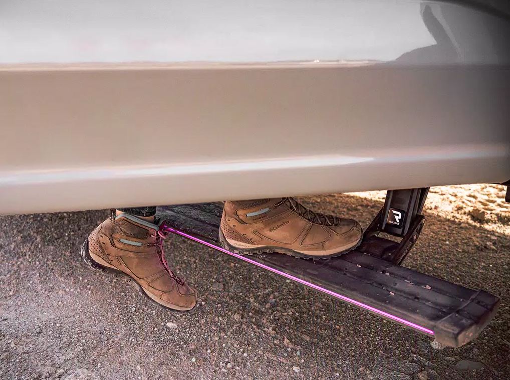 AMP Research 96338-01A PowerStep Vision Plug-and-Play Boards - image 16