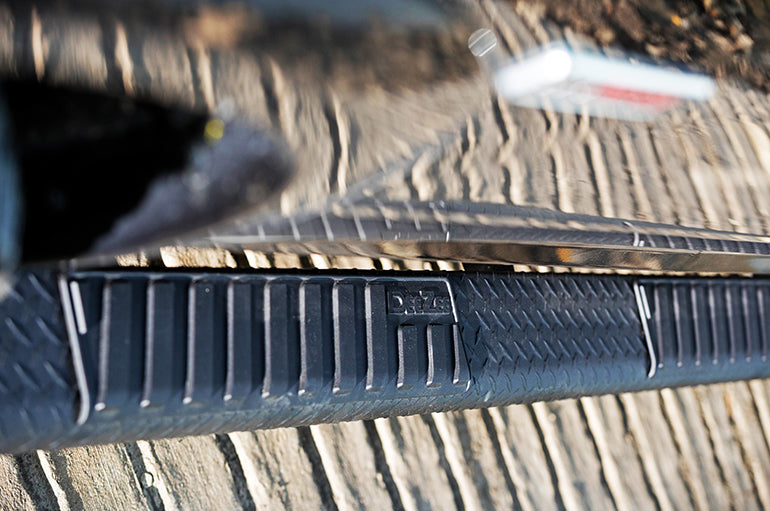 Dee Zee DZ16421 Crew-Cab Six-Inch Oval Step Bar - image 5