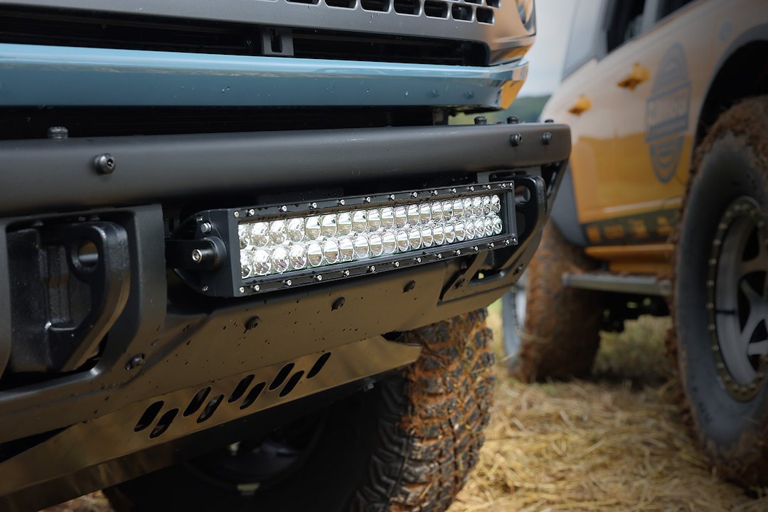 Holley 628-32aor Bronco Light Bracket