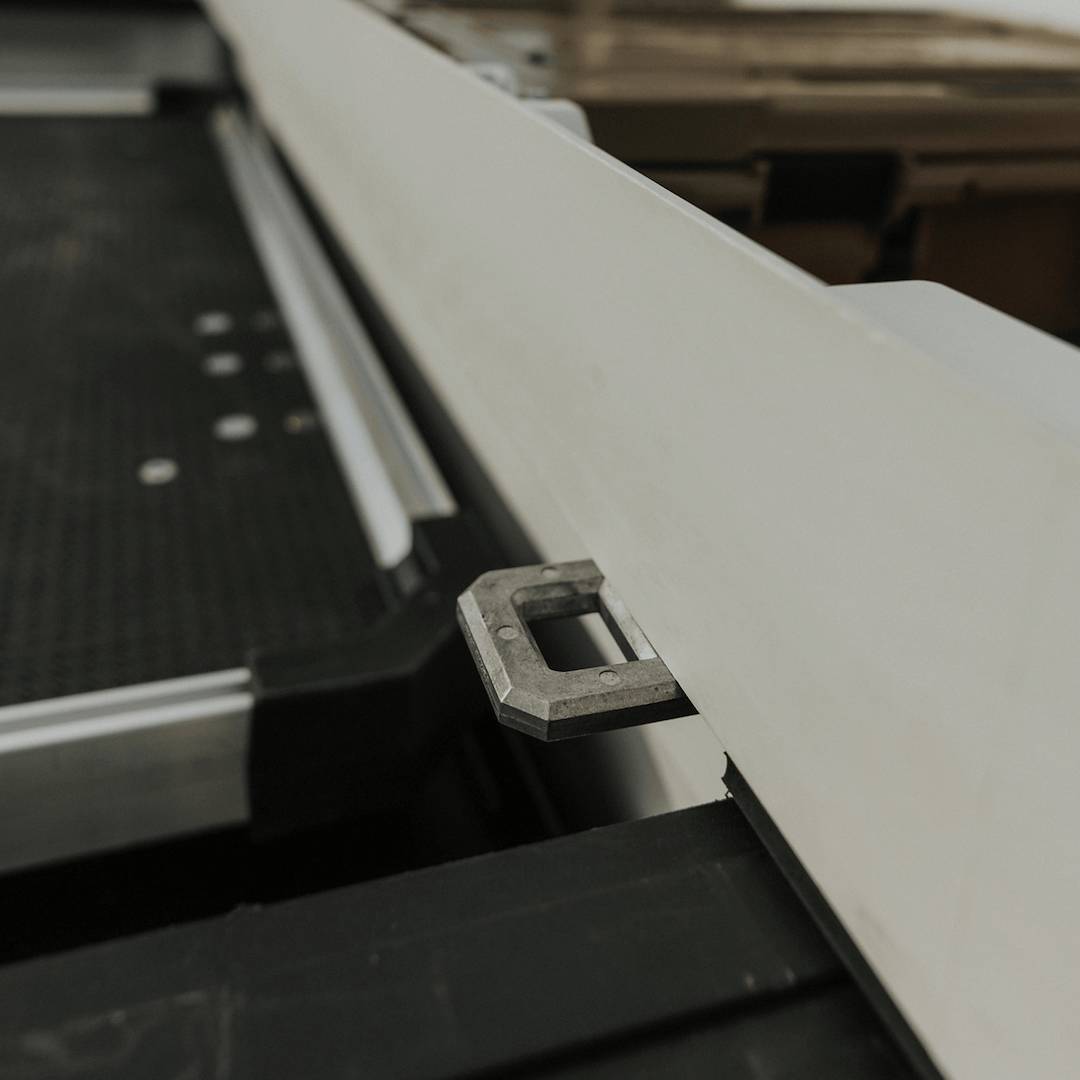Decked Dtb2-Wht Tool Box 2.0 Crossover Storage