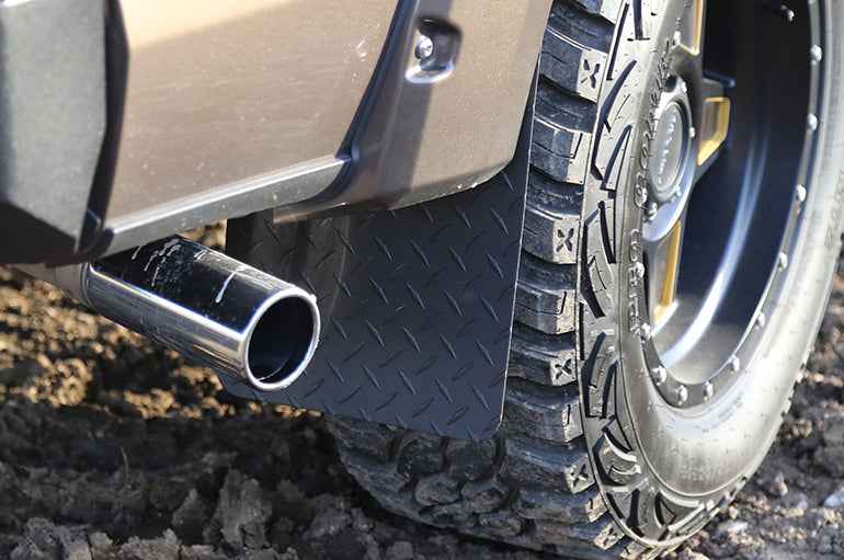 Dee Zee DZ1808TB Brite-Tread Fender Mud-Flap Pair