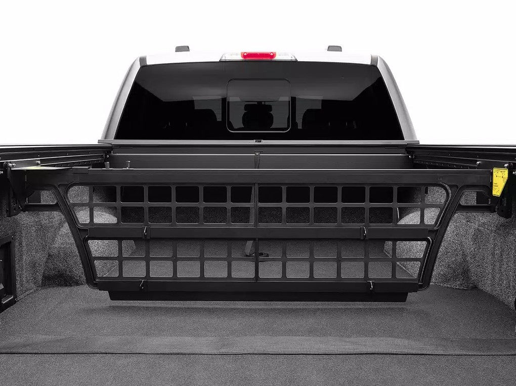 Roll-N-Lock Cm401 Truck-Bed Cargo Partition