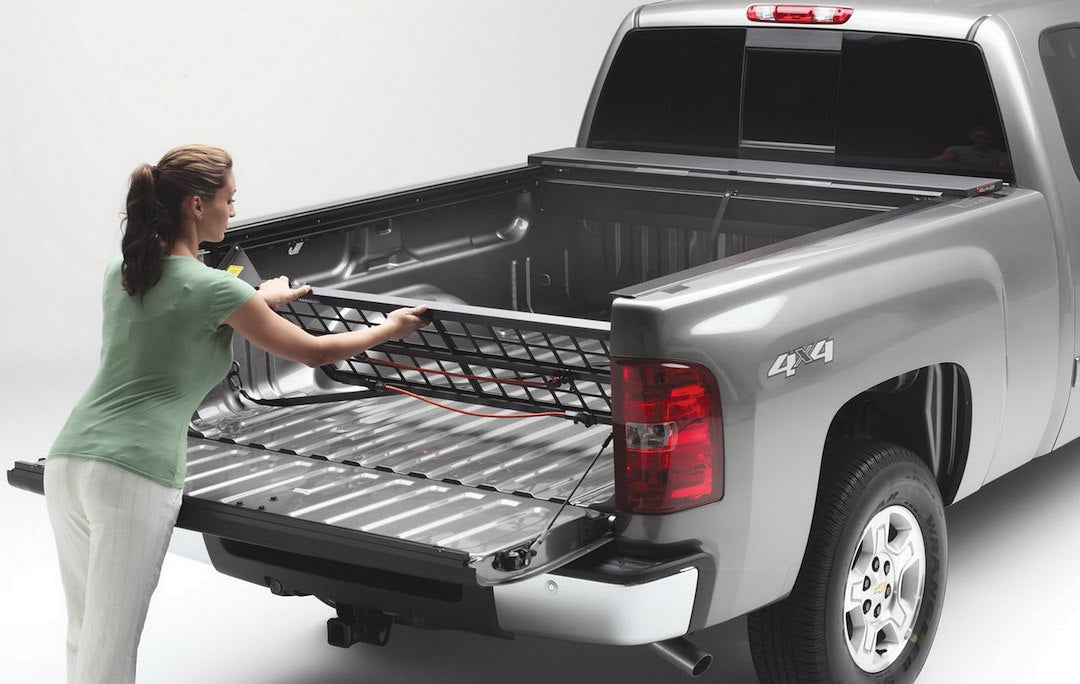 Roll-N-Lock Cm531 Truck-Bed Cargo Partition