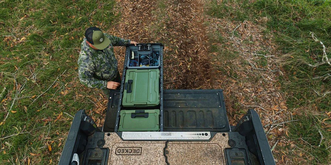 Decked A0020-HRAK-GRN Halfrack 32 Portable Storage Box