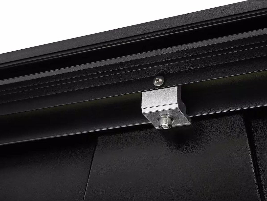 Roll-N-Lock 132A-XT A-Series XT Bed Cover
