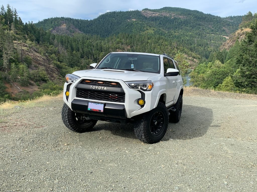 Cali Raised LED CR3686 4Runner Pro Raptor Grille Lights - image 7