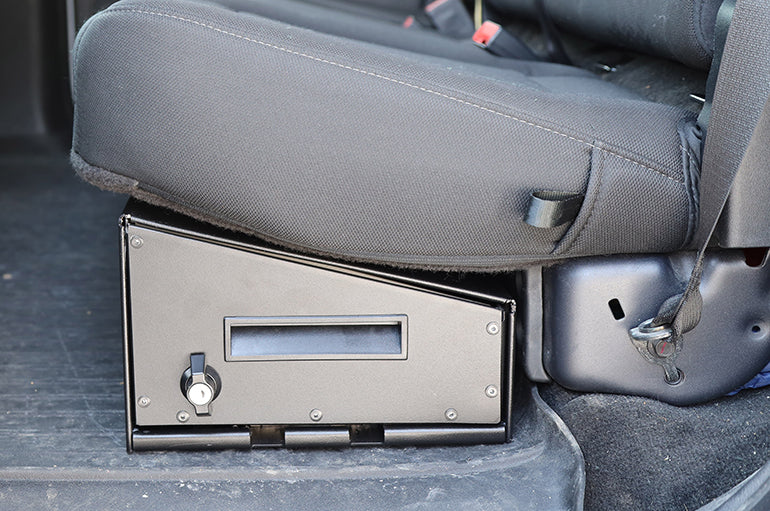 Dee Zee Dz701 Rear Underseat Locking Organizer - image 6