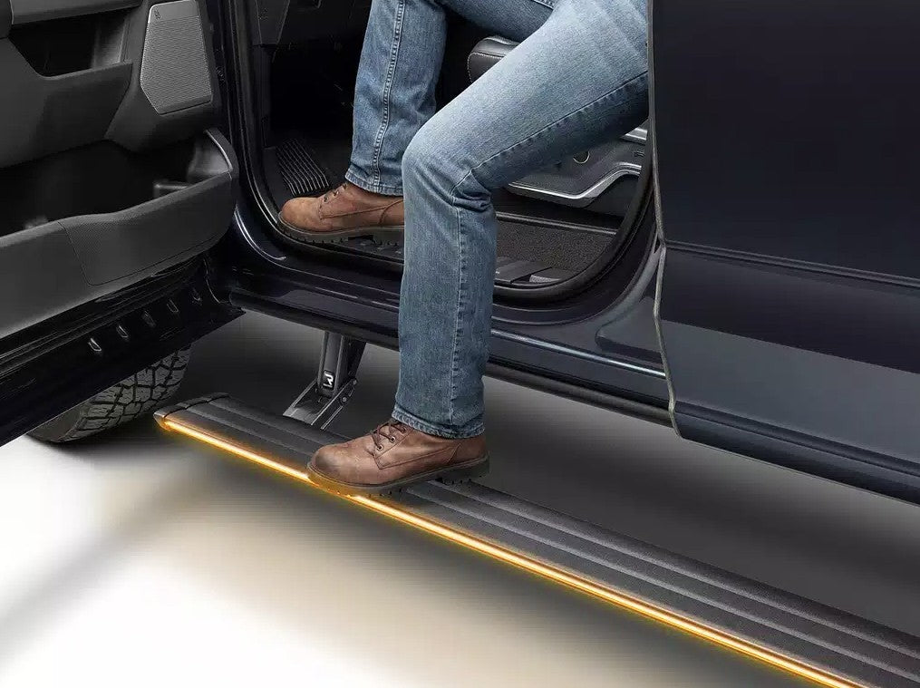 AMP Research 96236-01A PowerStep Vision Ford Crew-Cab Pair - image 16