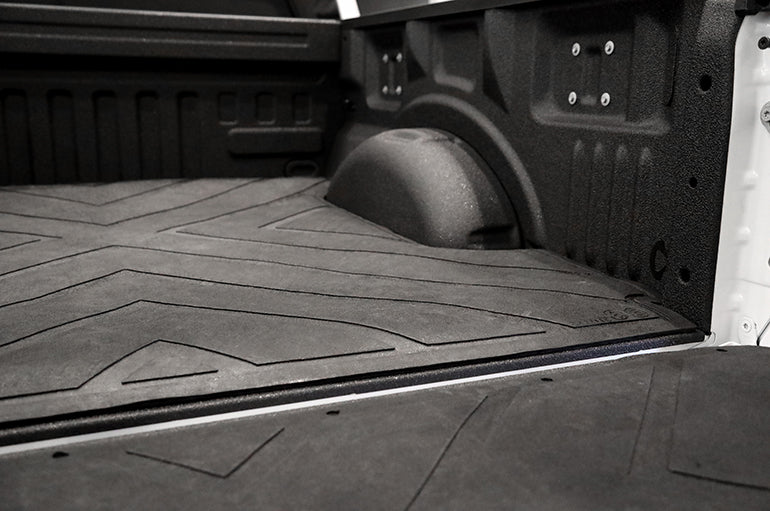 Dee Zee DZ76916 Heavyweight Ram 1500 Bed Protector - image 5