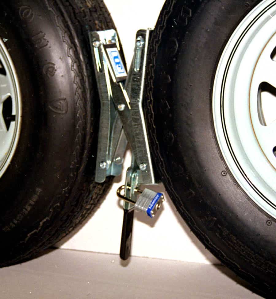 Ultra-Fab Products 21-001080 Wheel Chock - image 5