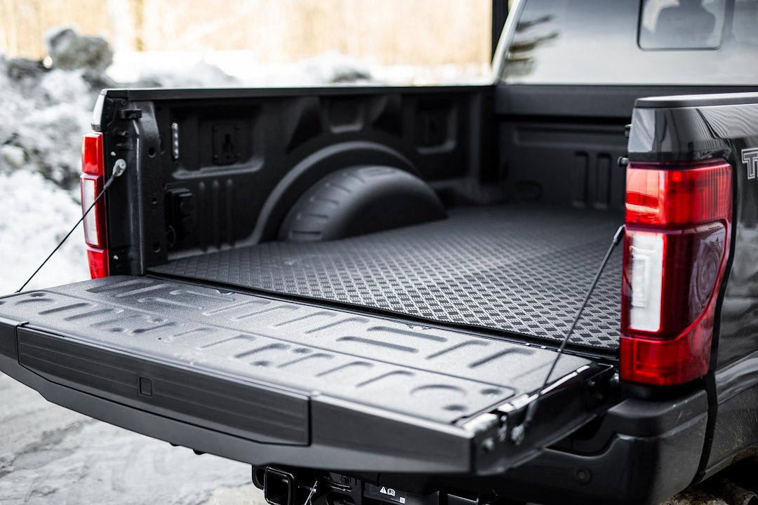Legend Fleet Cargo-Area Lining 12c2-043-7321