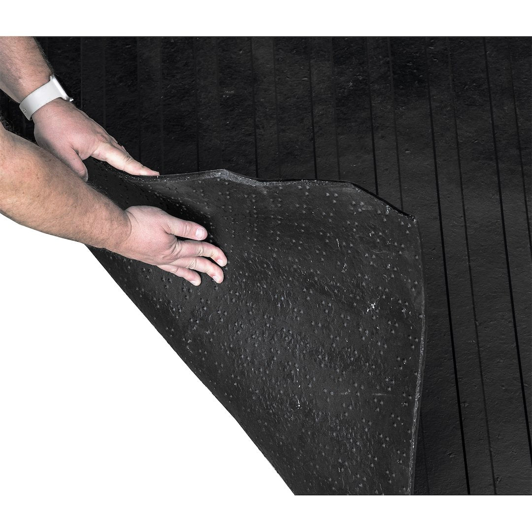 Boomerang Rubber TM695 Heavy-Duty Truck-Bed Protection Mat