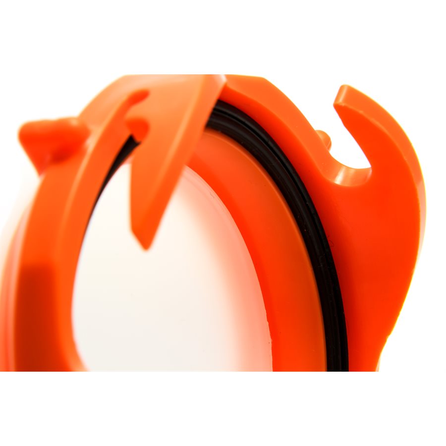 Camco 90 Degree Elbow Connecting Sewer Hose to Tote Tank (39485)