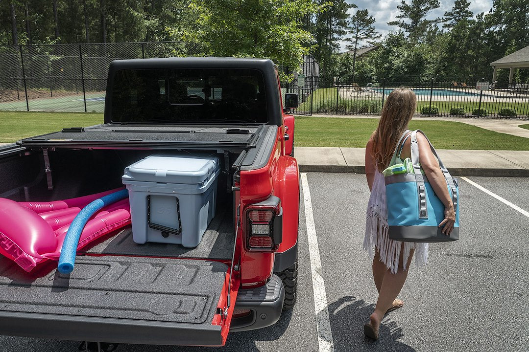 Rugged Ridge 13550.24 ARMIS Hard-Folding Aluminum Bed Cover