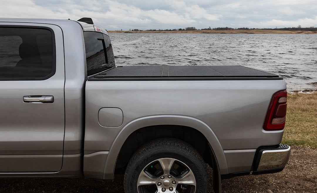 ACCESS Covers G4050119 LOMAX STANCE Tacoma 5-Foot Diamond Cover