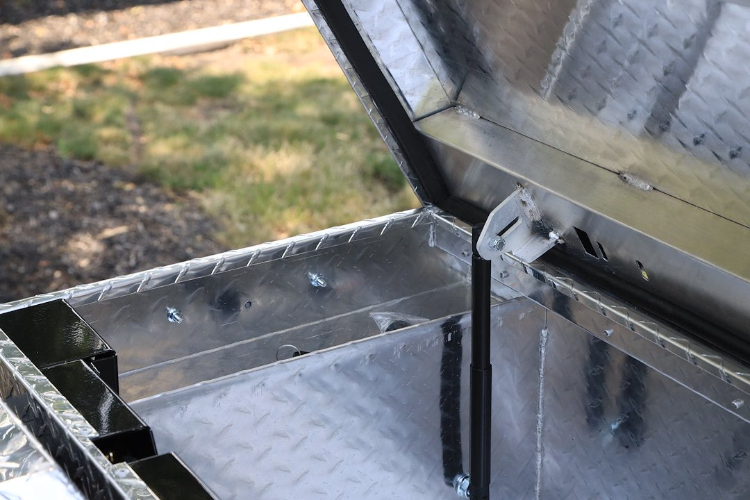 Dee Zee Dz 11748b Side-Mount Tool Storage Box - image 8