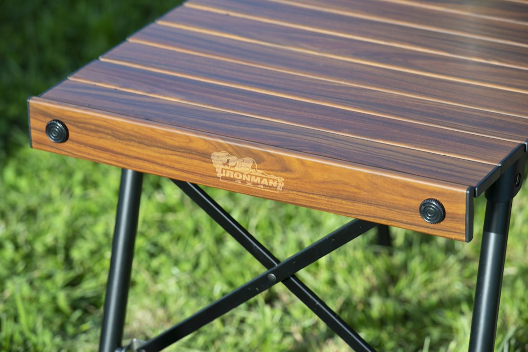 Ironman 4x4 ITABLE0023 Quick-Fold Camping Table
