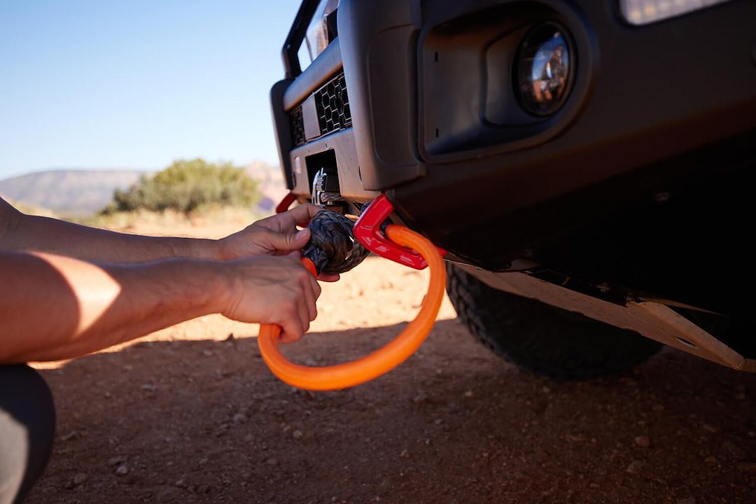 ARB ARB2018 Soft Connect 32,000-lb Recovery Shackle - image 3