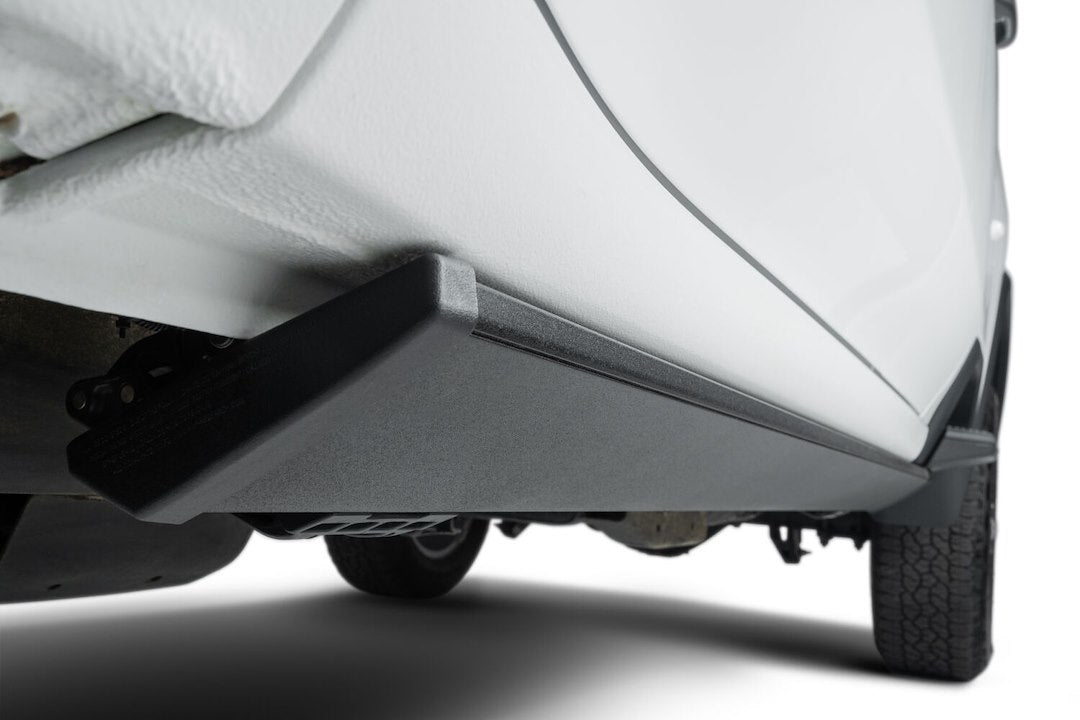 AMP Research 76254-01A PowerStep Boards for 2019 GM Crew Cab - image 4