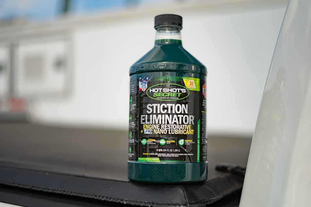 Hot Shot's Secret Oil Additive - 2 qt – HSS64Z