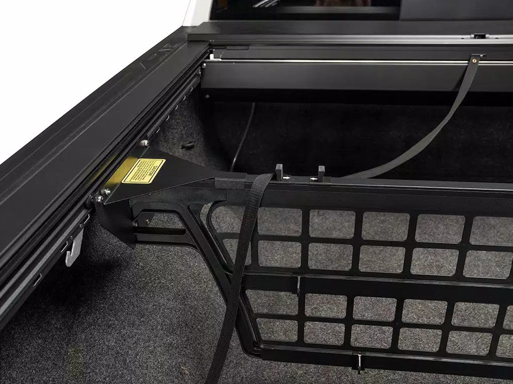 Roll-N-Lock Cm401 Truck-Bed Cargo Partition