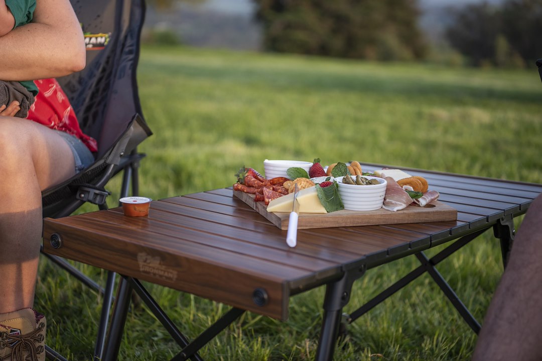 Ironman 4x4 ITABLE0023 Quick-Fold Camping Table