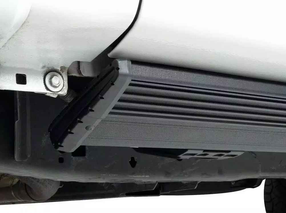 AMP Research 78135-01A PowerStep Xtreme for 2020 Gladiator