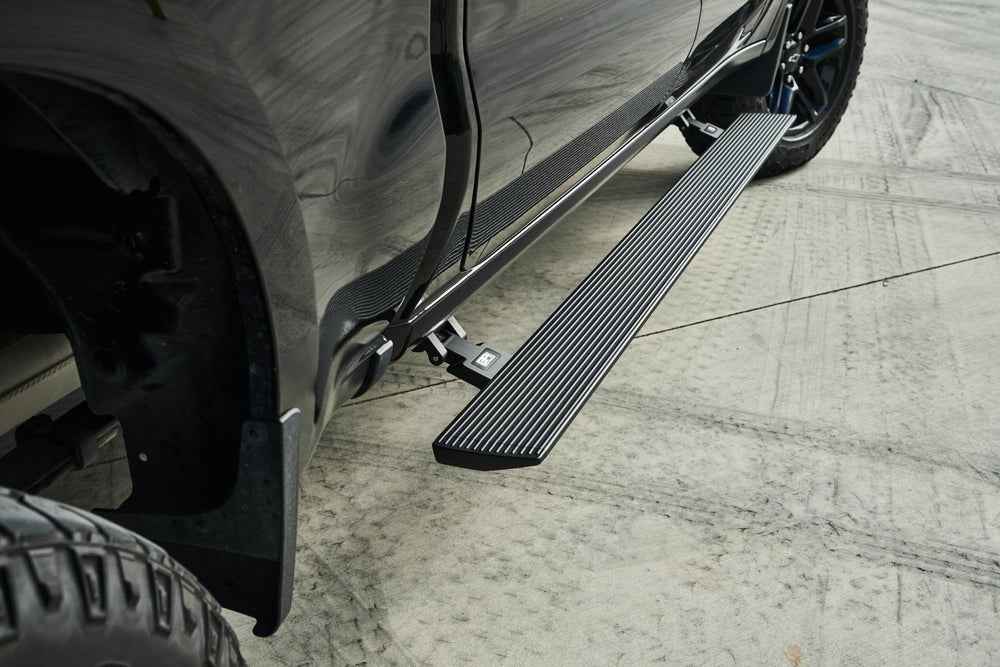 Body Armor GM-4501 E-Power Lighted GM Crew Cab Running Boards
