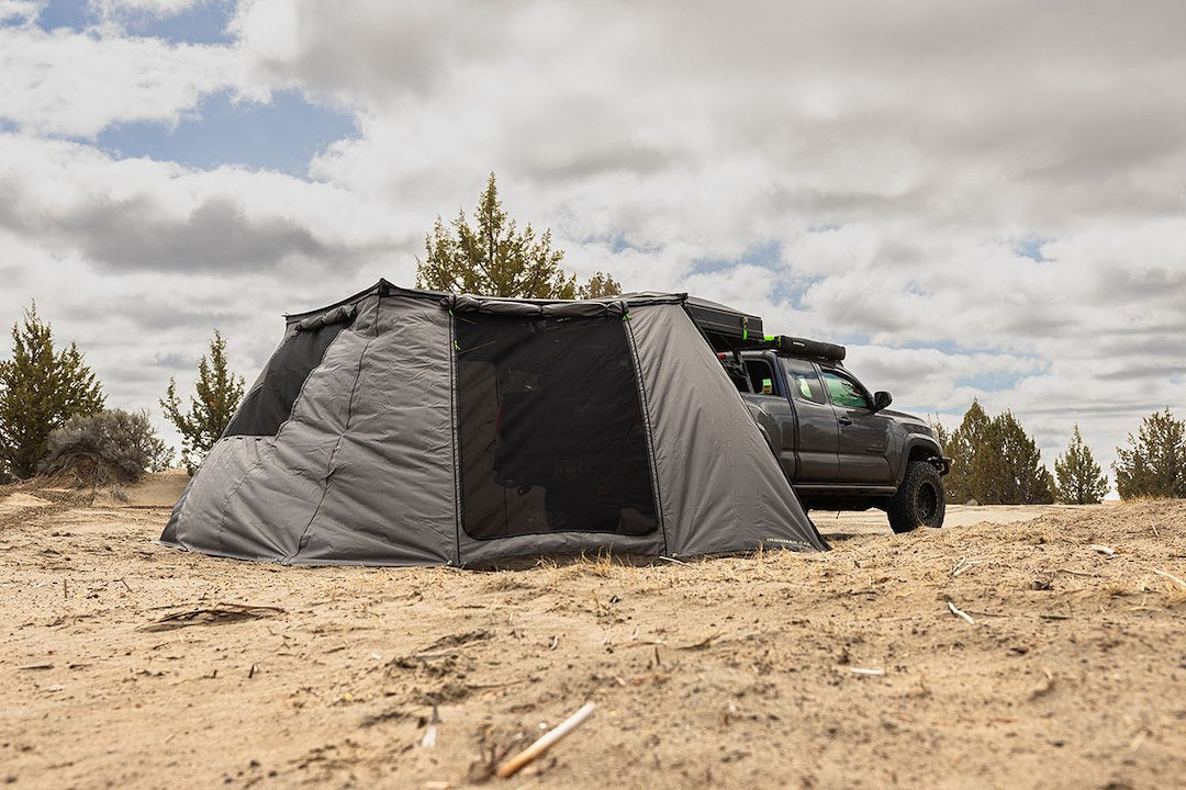 Ironman 4x4 Iawnwall270045 Enclosure for Awning