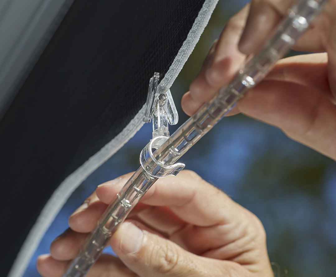 RV Designer M122 Clear 3/8-/1/2-Inch Rope-Light Clips, Ten-Pack