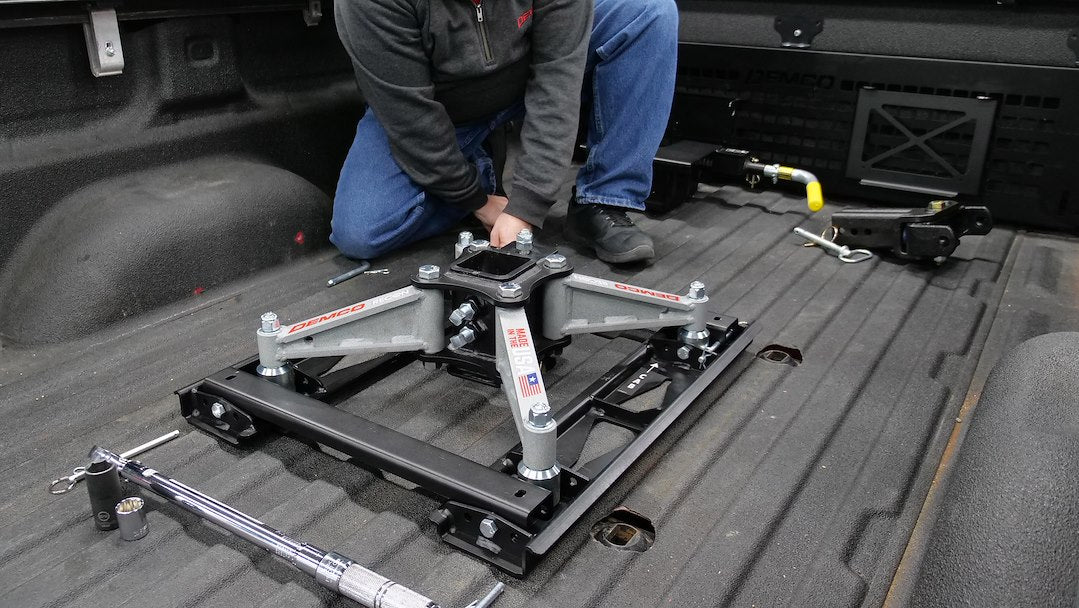 Demco RV 6526 Recon Stealth Hitch-Head Support - image 2