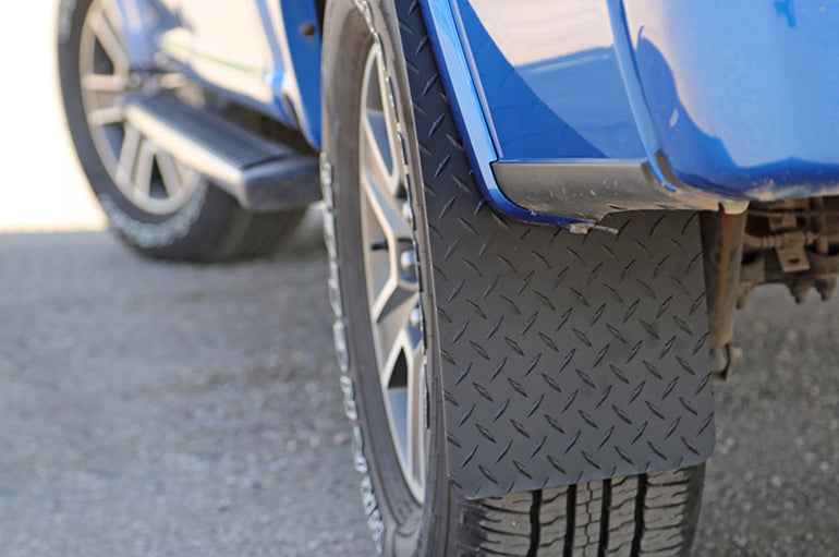 Dee Zee DZ1808TB Brite-Tread Fender Mud-Flap Pair