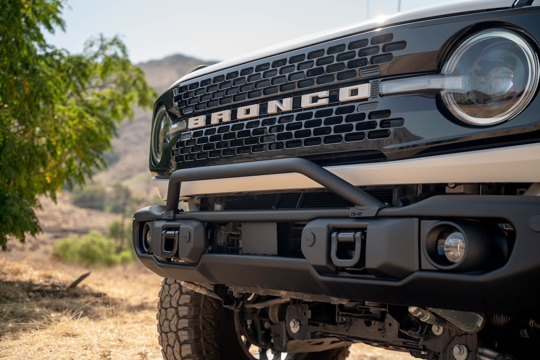 DV8 Offroad LBBR-09 Bronco Front Bull Bar