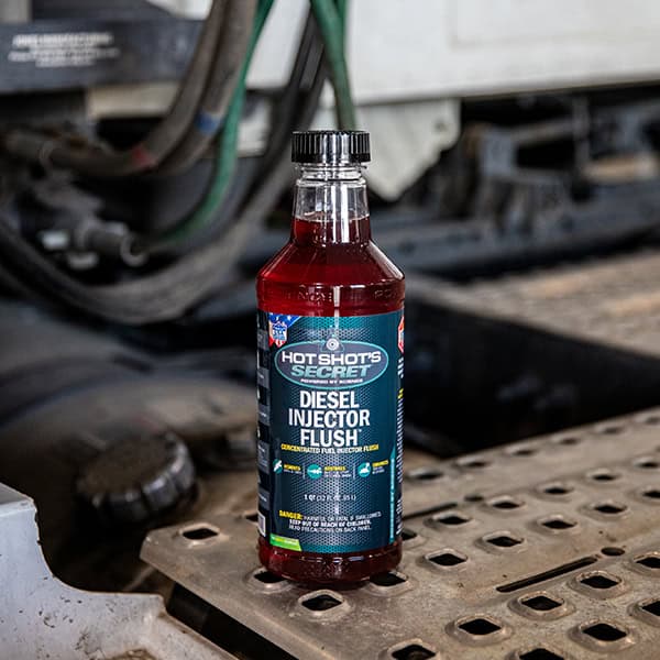 Hot Shot's Secret Dif32z Diesel Injector-Flushing Additive