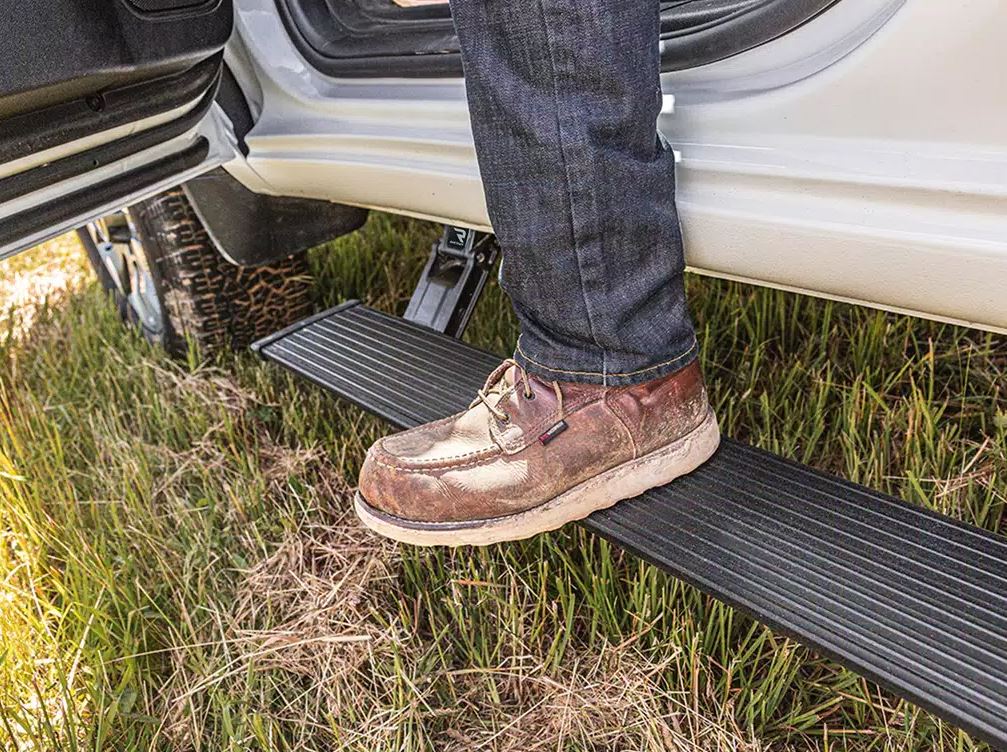 AMP Research 76264-01A PowerStep for 2020–2021 Sprinter - image 7