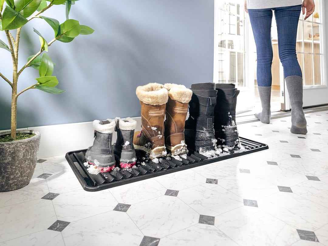 Weathertech (USA) TPE Boot Tray - 16 x 36 in, Black – IDMBT1B