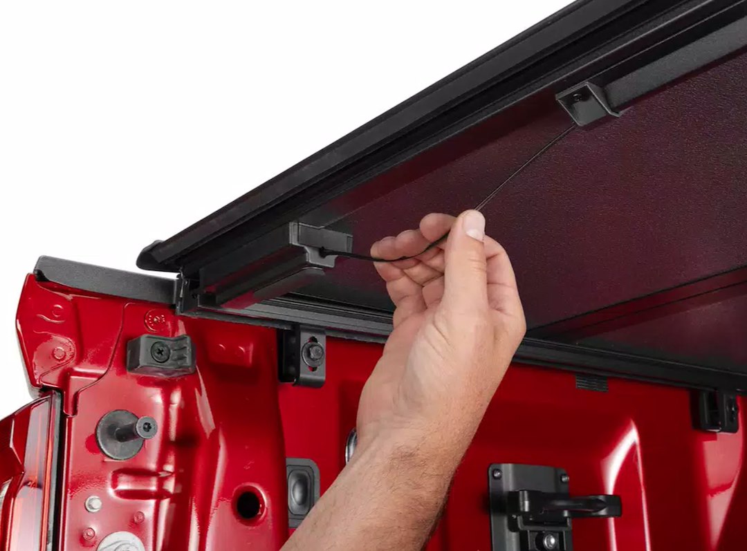 BAK Industries 448330 2017–2026 Super Duty 6.8-ft MX4 Tonneau - image 15