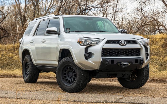 ReadyLift 62-50340 SST 2.1 Stage 2 Suspension System