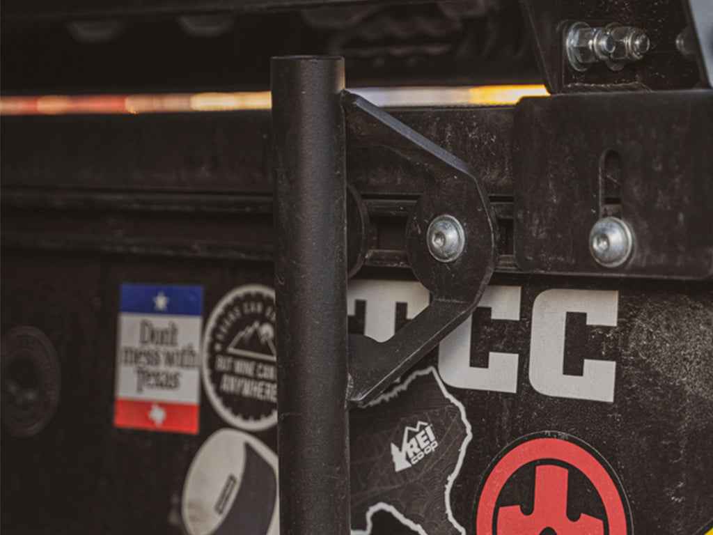Cali Raised LED CR2417 Bed-Rail Flagpole Mount