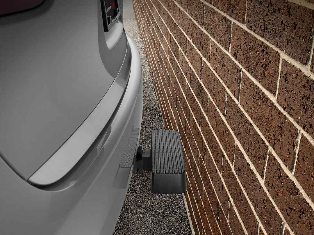 Weathertech (USA) American Flag 2 in Hitch Step - 300 lb – 81BS2USF