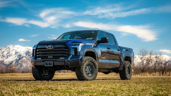 ReadyLIFT 69-52310 SST Front Suspension Lift System