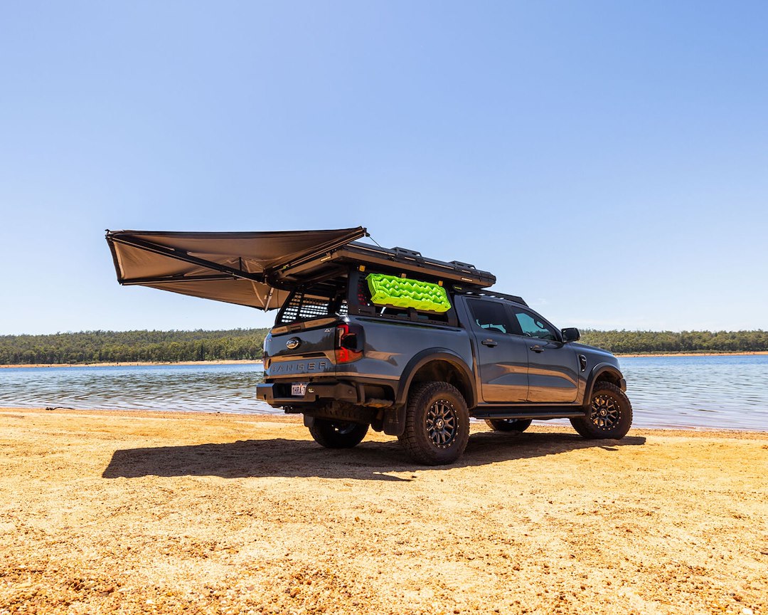 Ironman 4x4 Iawn270l045bu DeltaWing Freestanding Blackout Awning