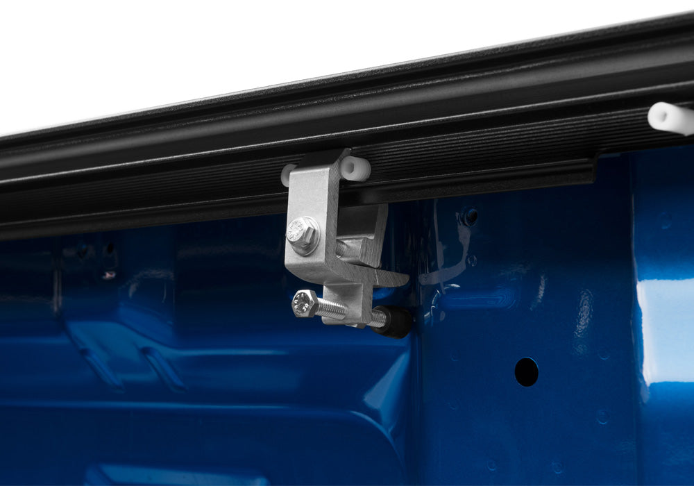 Retrax T-60870 RetraxONE XR Plastic Truck-Bed Cover