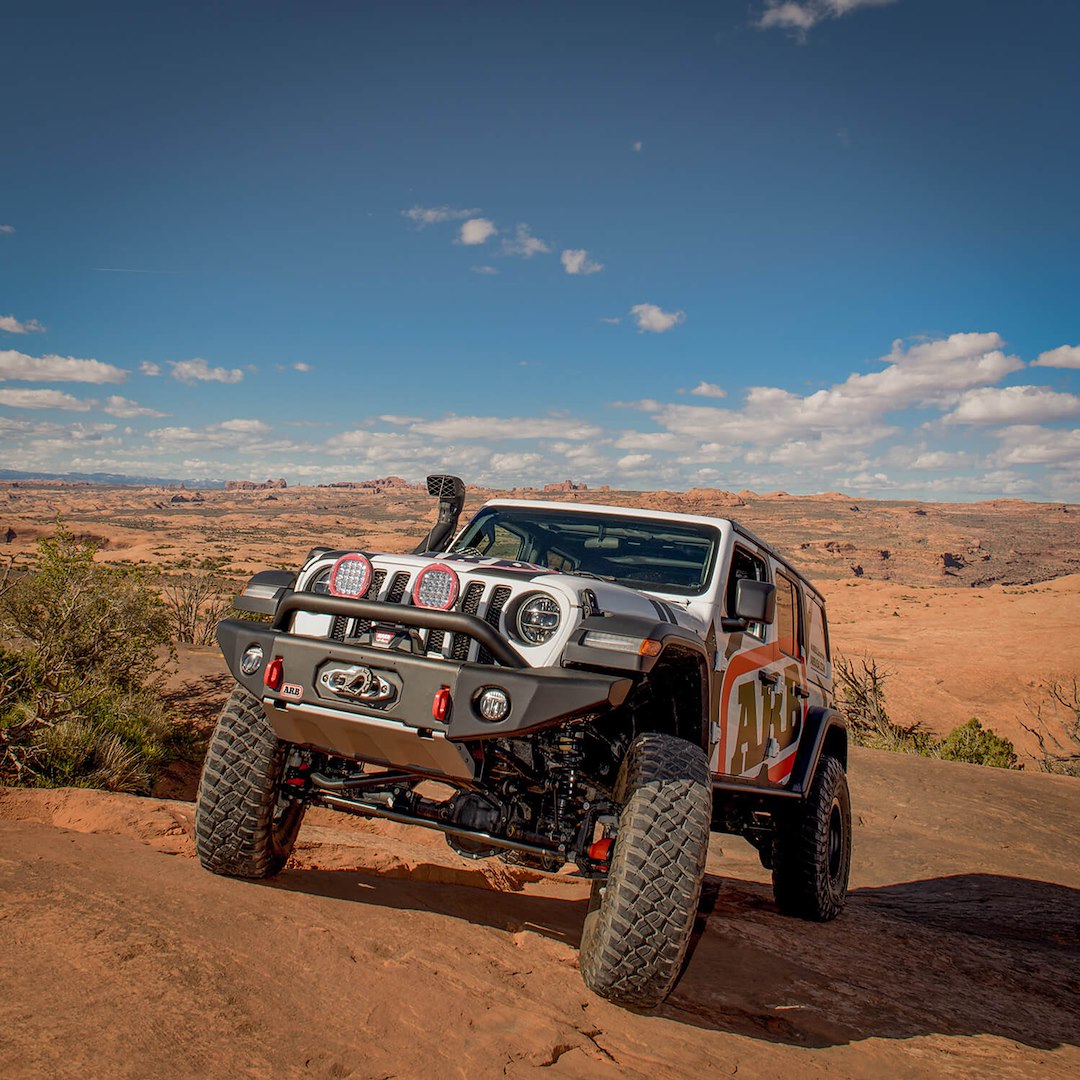 ARB 3450460 Bondi Deluxe Bumper for Wrangler JL - image 5