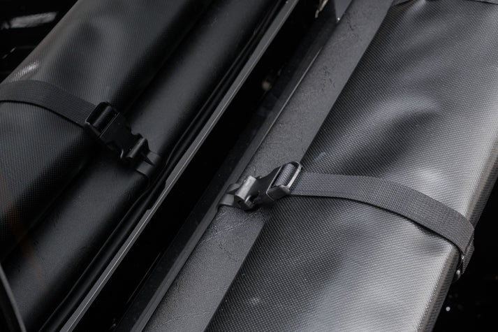Leer 29030219 Titan Velocity Tonneau in Vinyl